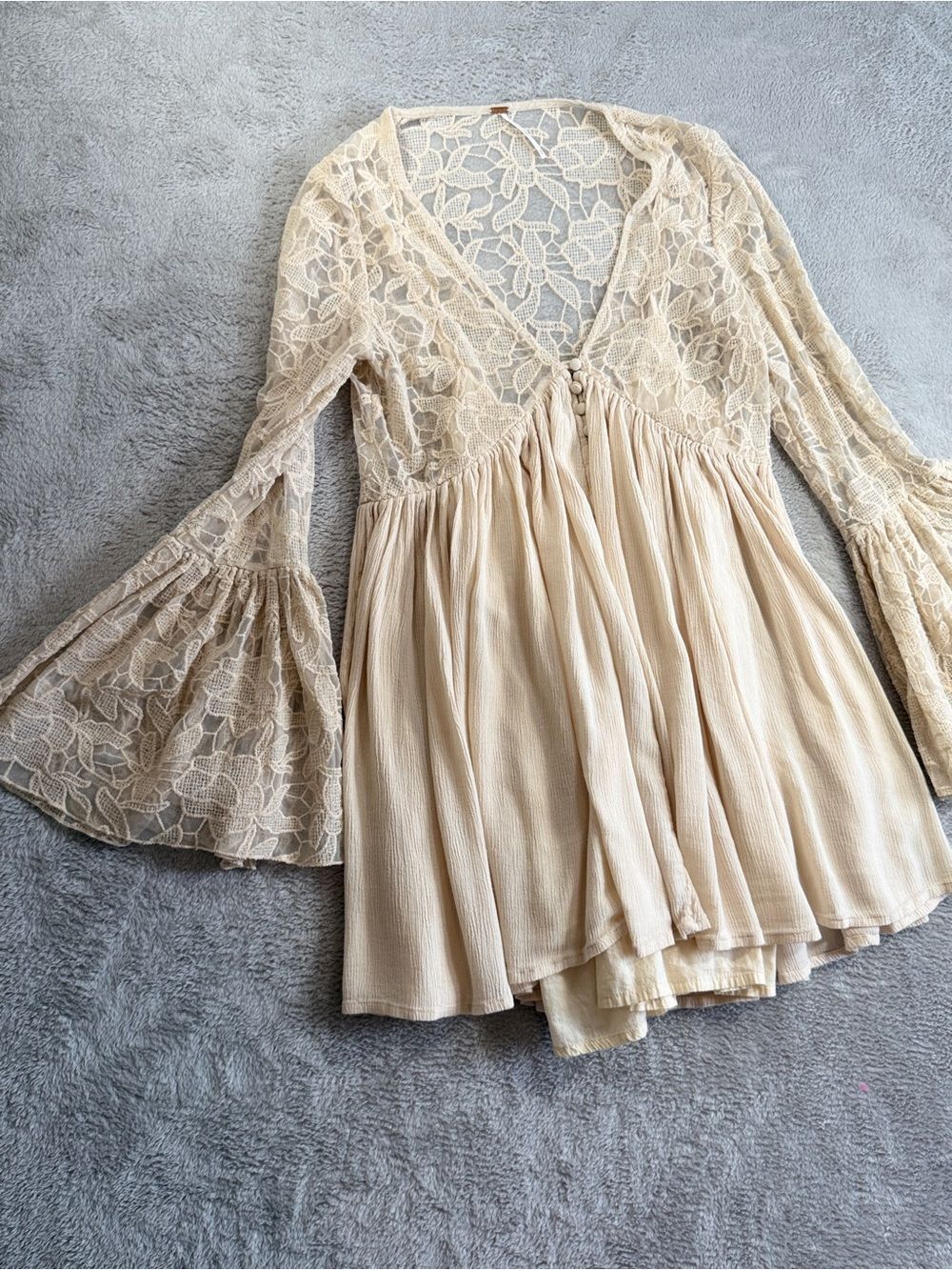 Free People With Love from India Boho Lace Bell-Sleeve Mini Dress in Cream S - Picture 5 of 6